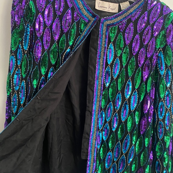 Beautiful jacket - Picture 3 of 4